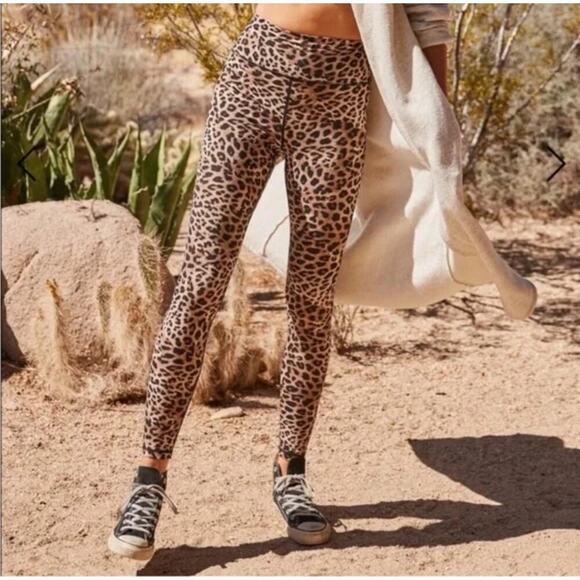 Spiritual Gangster Cheetah Perfect High Waist Leggings Womens Small Animal Print - Picture 2 of 12